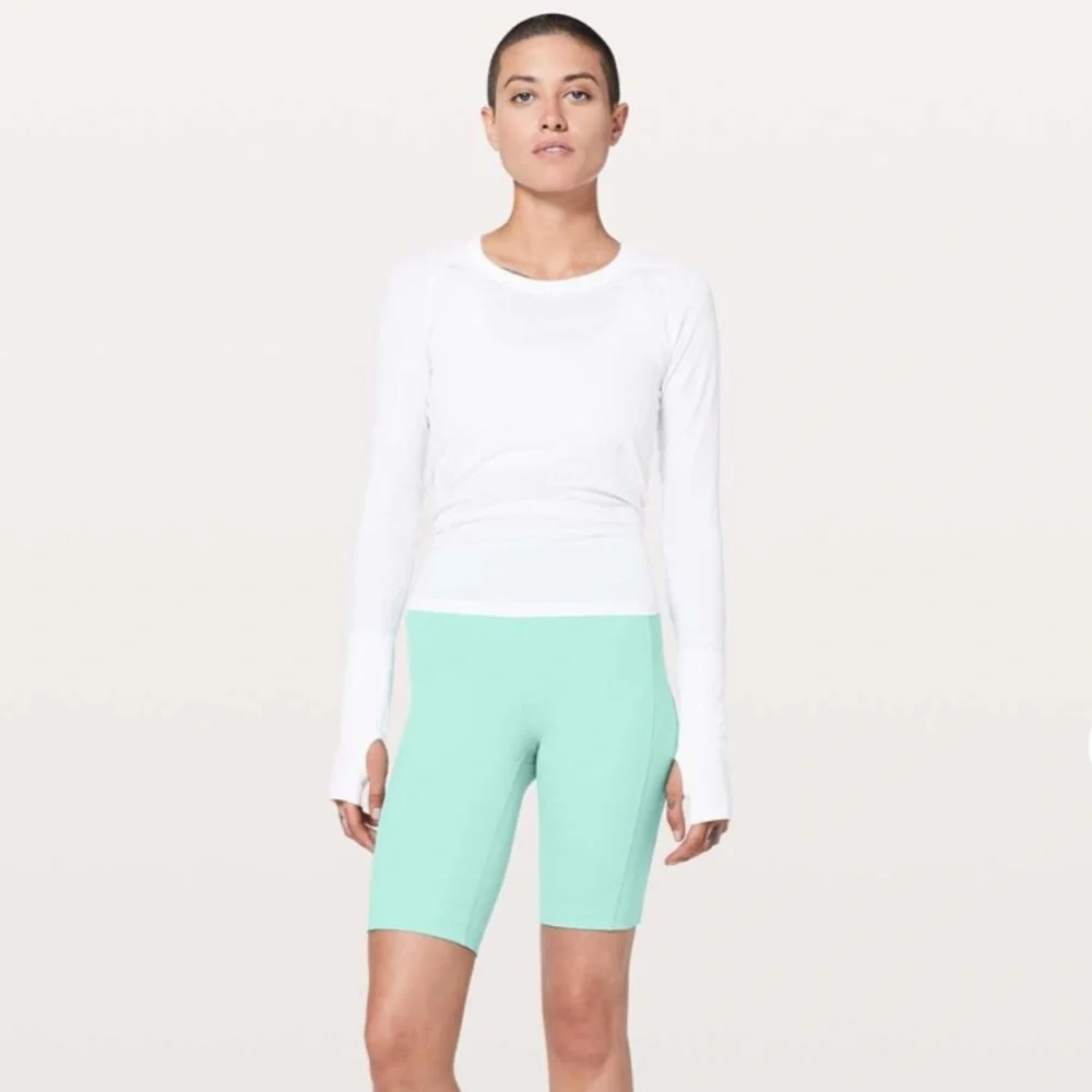 Lululemon On Pace Shorts - Picture 10 of 12